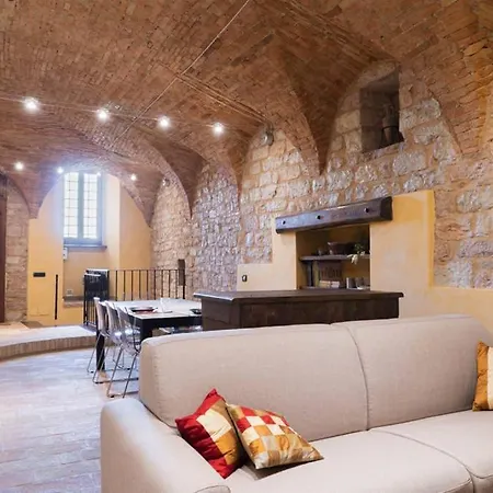 Another Brick In The Vault Apartment *